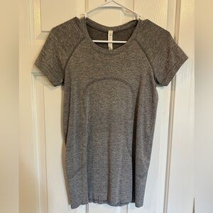 Lululemon Swiftly Gray Athletic Top size 6